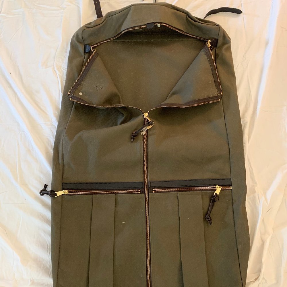 Garmet Bag